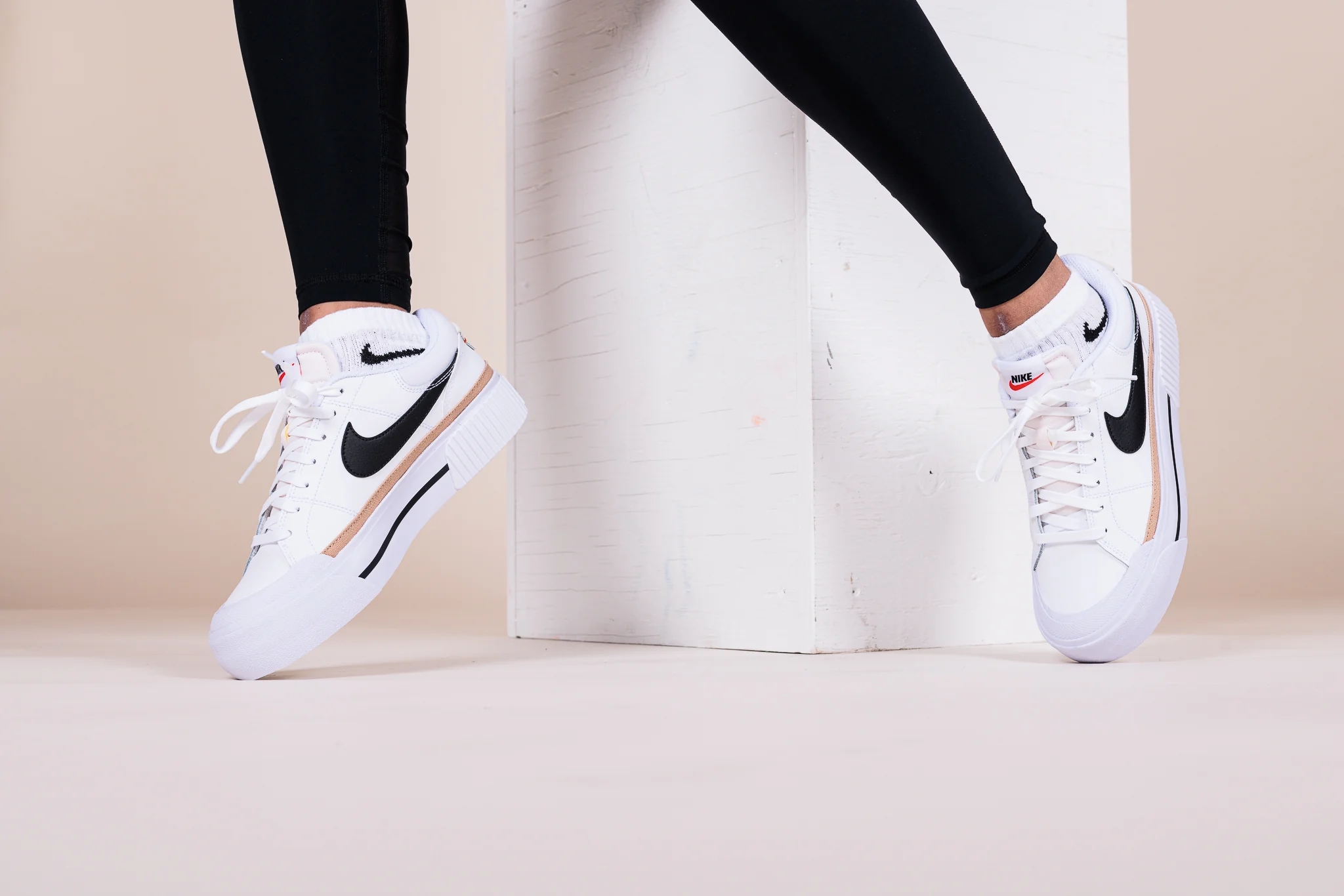 Souliers Nike pour femmes - COURT LEGACY LIFT - Image 15