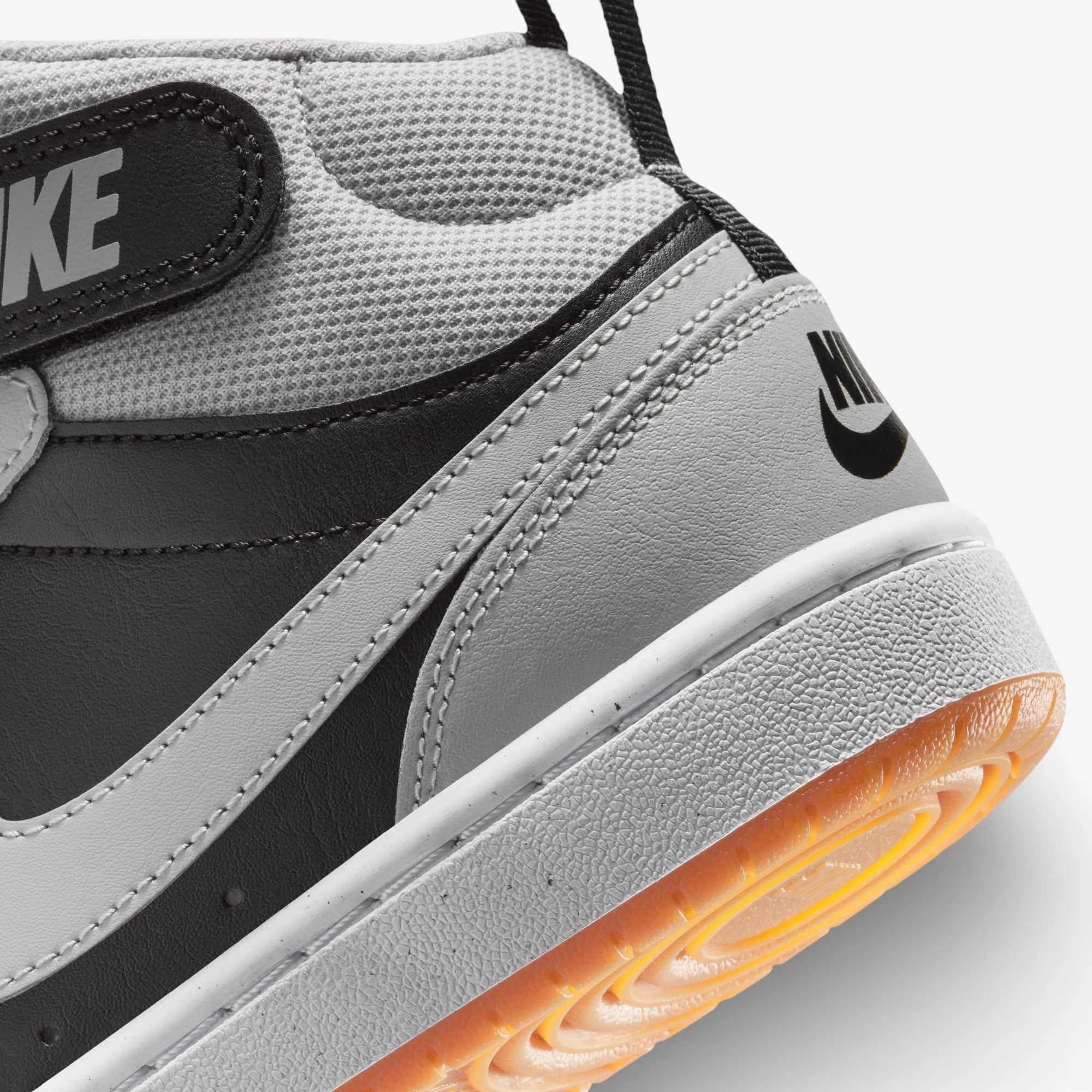 Souliers Nike junior pour Garçons - Court mid borough 2 - Image 10