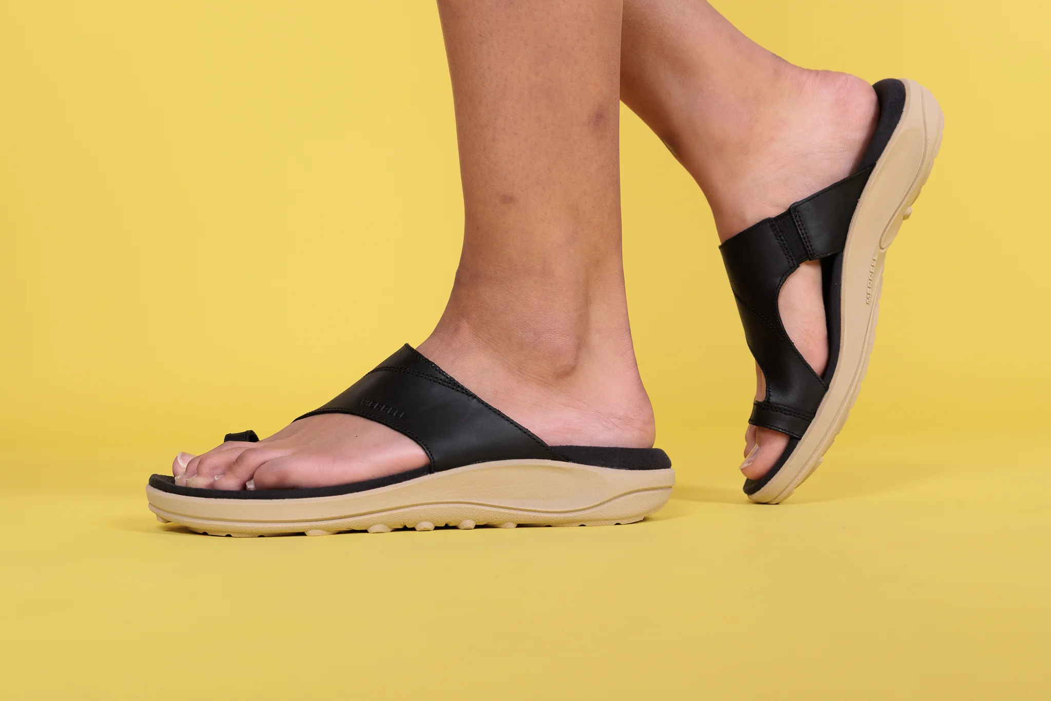 Sandales en cuir Merrell pour femmes - District 4 luxe post - Image 3