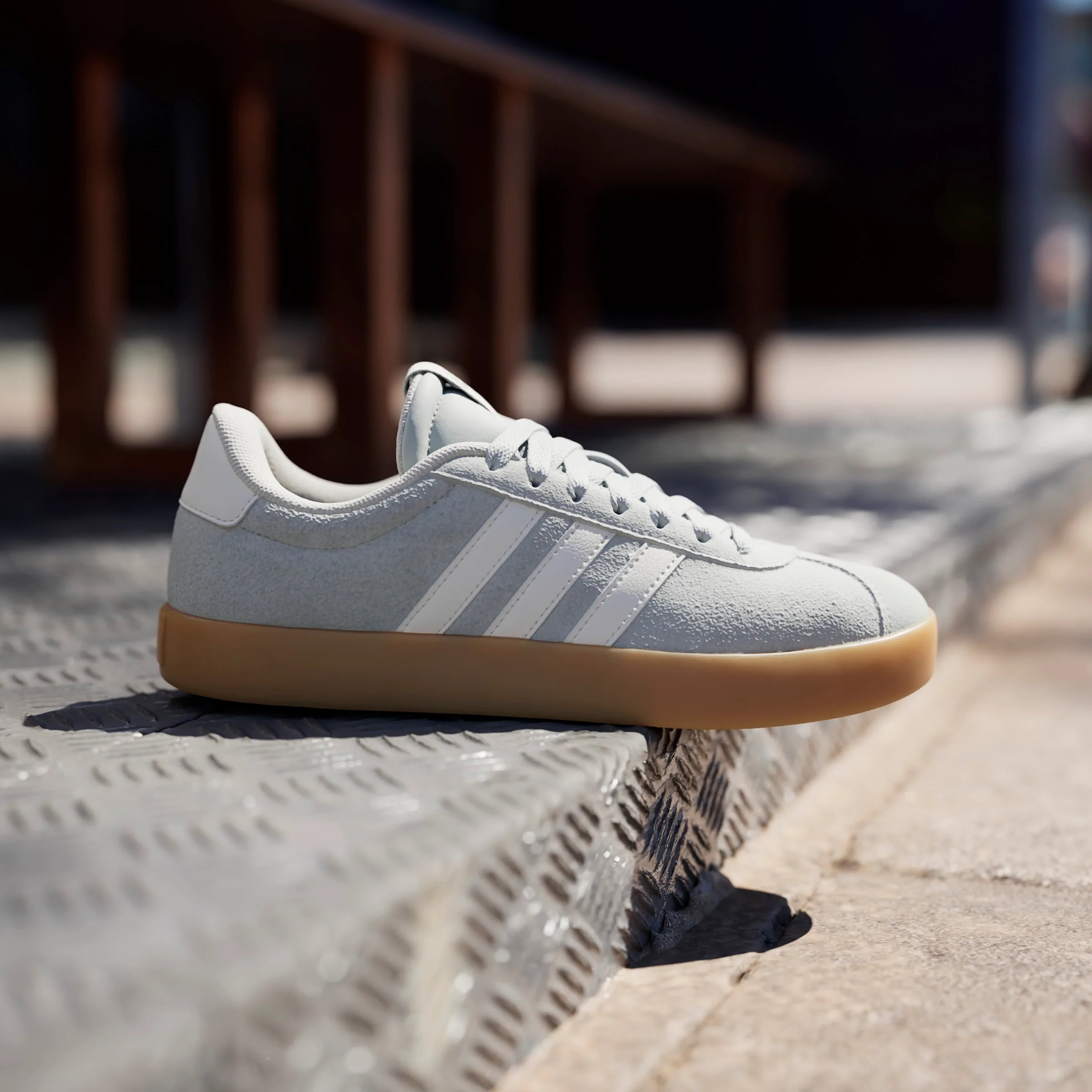 Souliers mode Adidas pour femmes - VL COURT 3.0 - Image 3