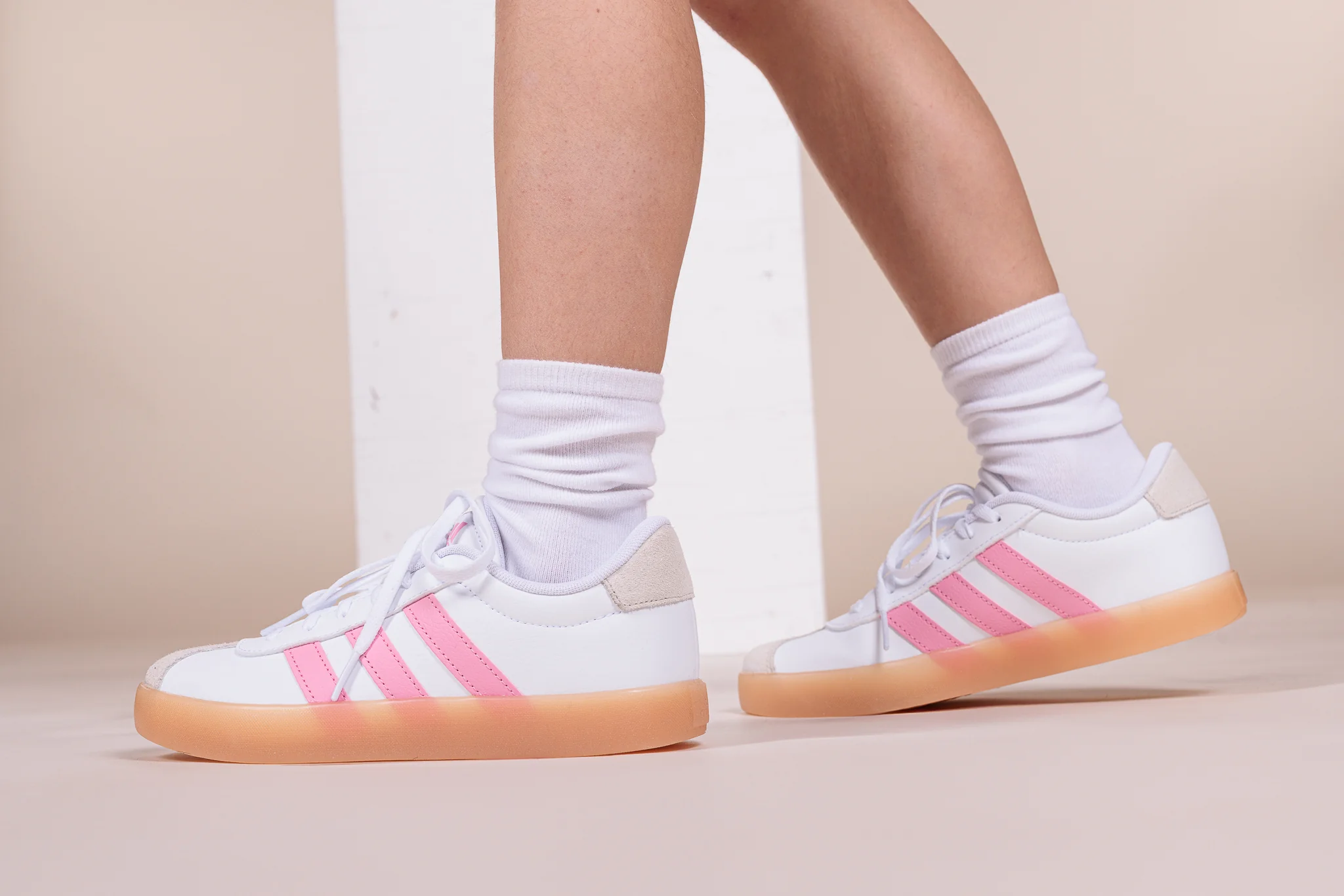 Souliers mode Adidas pour filles - VL COURT 3.0 - Image 3